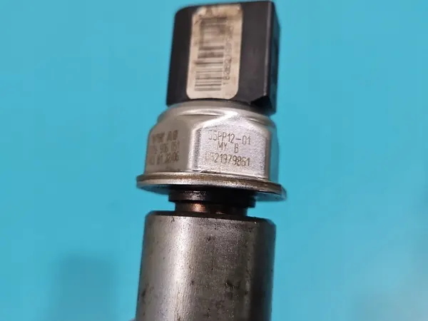 Rampe de carburant Capteur VW Crafter 06- 2.5 TDI image 7