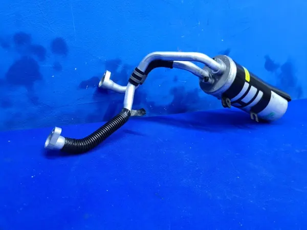 Secador Ar Condicionado Nissan Leaf I OEM 924793NL0B - Usado image 4