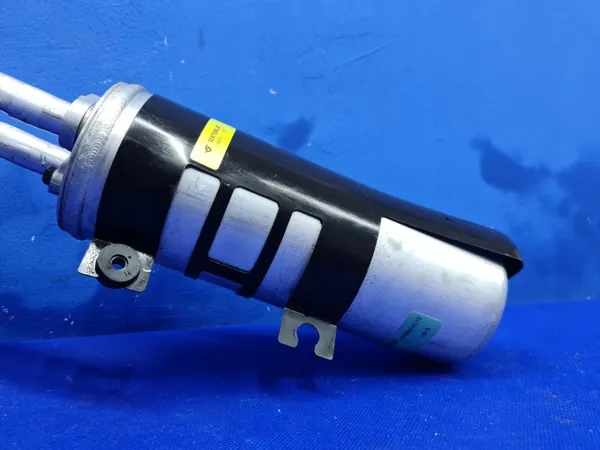 Secador Ar Condicionado Nissan Leaf I OEM 924793NL0B - Usado image 6