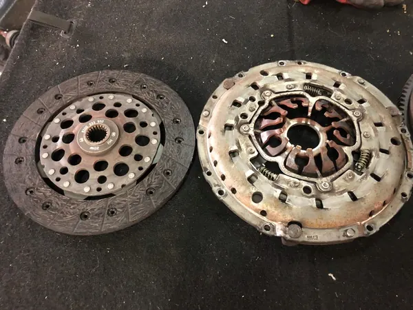 Renault Espace IV kaksoismassaväkä image 3