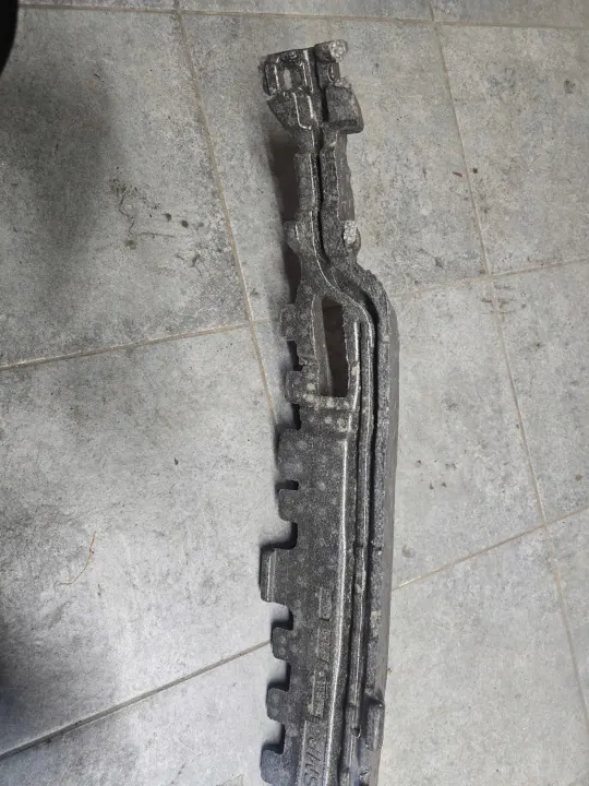 Voorbumper schuimabsorber Audi A4 B9 OEM 8W0807550AA image 3