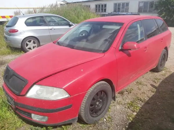 Öljypumppu OEM 038115121A Skoda Octavia 1.9L image 7