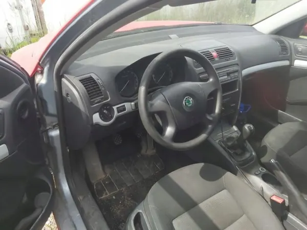 Öljypumppu OEM 038115121A Skoda Octavia 1.9L image 9