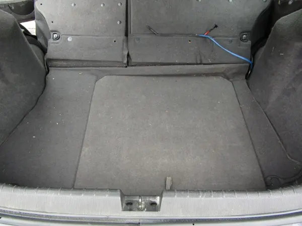 Plancher de coffre Alfa Romeo 147 - Pièce OEM d'occasion image 4