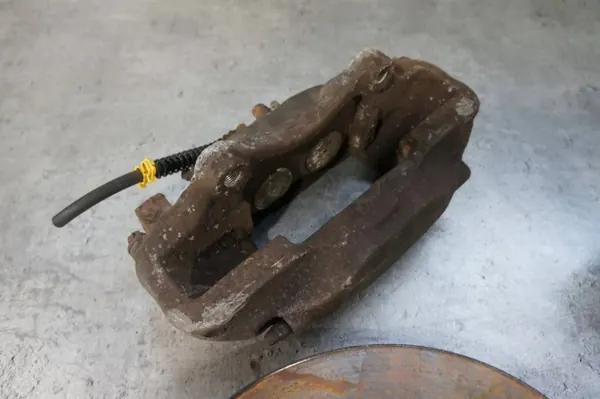 OEM AOP19427 Etujarrusatula Range Rover Sportille image 4