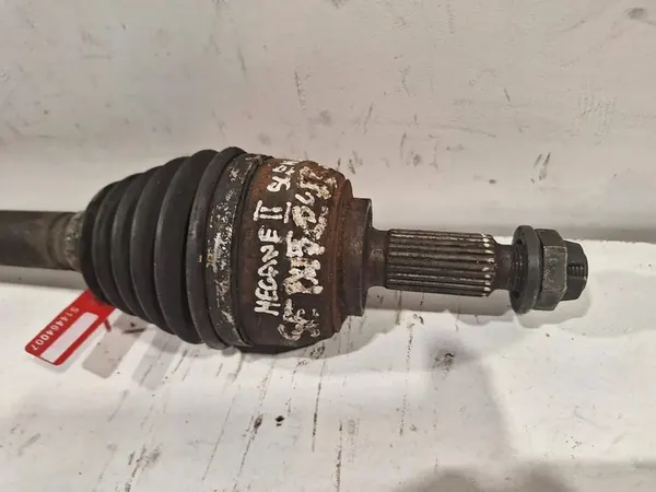 Vänster framaxel 8200330413 Renault Scenic II 1.5 DCI image 3