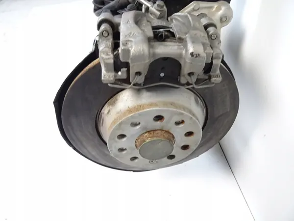 VW TIGUAN 5NA Trave di Sospensione Posteriore 5Q0511305BA 2016-2021 image 10