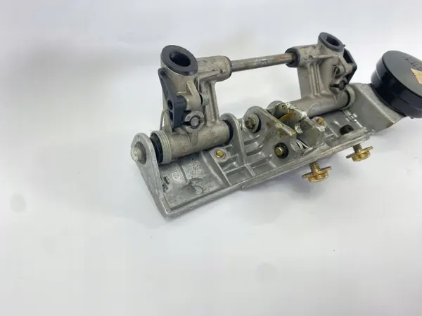 Huvudstödsvikningsmekanism OEM 1249700025 Mercedes W124 image 4