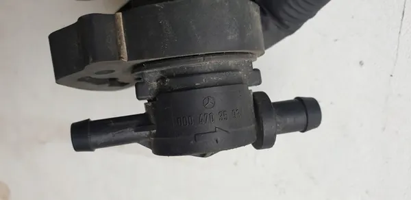 Vacuum Relief Valve Mercedes W203 CLK W209 A0004703593 image 7