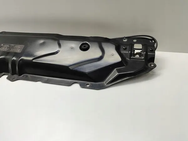 BMW 5 E60 E61 2004 Framskärmskydd image 5