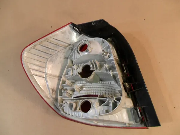 BMW E81 E87 LCI Lámpara Trasera Derecha 7164956 image 10
