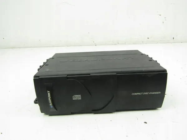 Audi A4 B6 CD Changer OEM AK-6-91363 - Used image 2