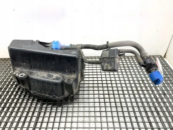 Réservoir SCR OEM 8W0131878AC pour Audi A4 B9 2.0 image 2