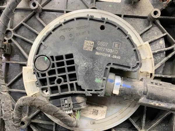 Réservoir SCR OEM 8W0131878AC pour Audi A4 B9 2.0 image 5