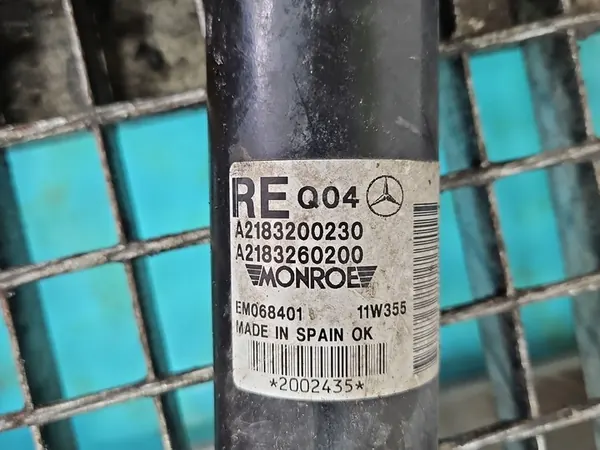 Bakre Höger Dämpare Mercedes CLS II C218 image 2