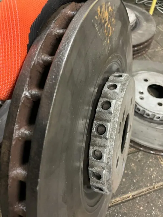 Voorremschijven Mercedes W221 W216 2214210912 63 AMG image 2