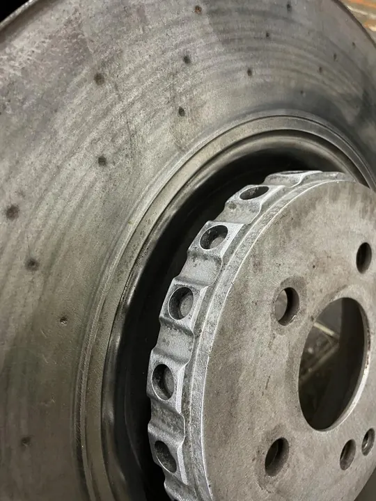 Voorremschijven Mercedes W221 W216 2214210912 63 AMG image 3