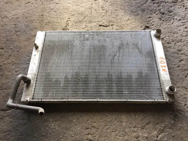 Radiador de agua AUDI A8 D3 4E0121251G V8 image 4