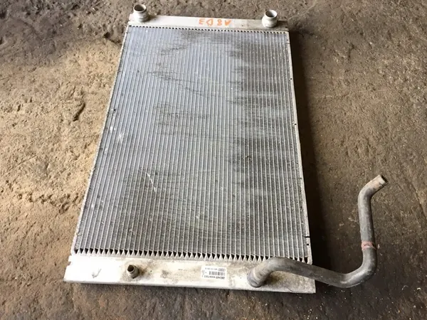 Radiador de agua AUDI A8 D3 4E0121251G V8 image 5