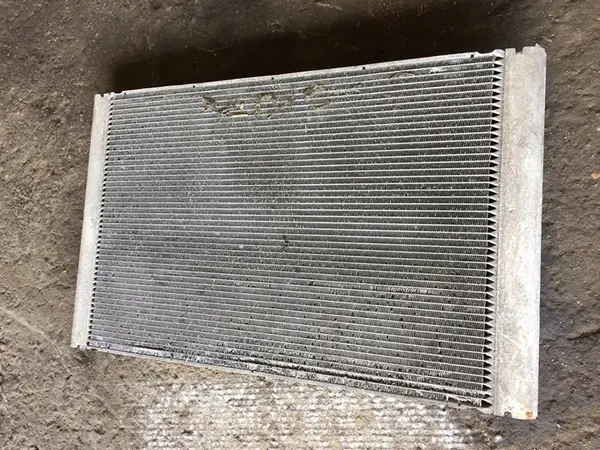 Radiador de agua AUDI A8 D3 4E0121251G V8 image 8