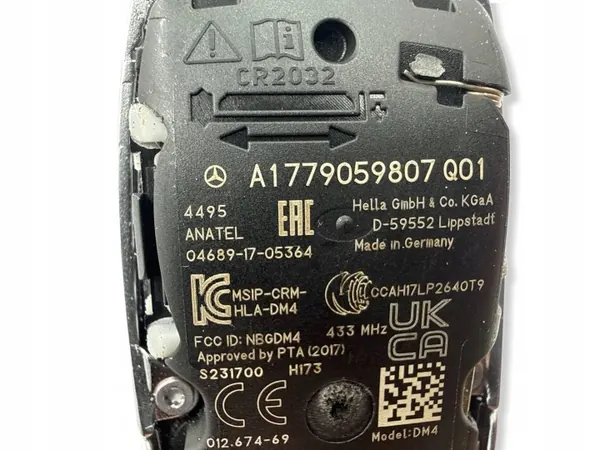 Mercedes Keyless Nyckel OEM A1779059807 - Begagnad image 7
