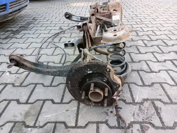 Achterasbalk OEM BELKA TYŁ OŚ ZAWIESZENIA VOLVO V50 image 4