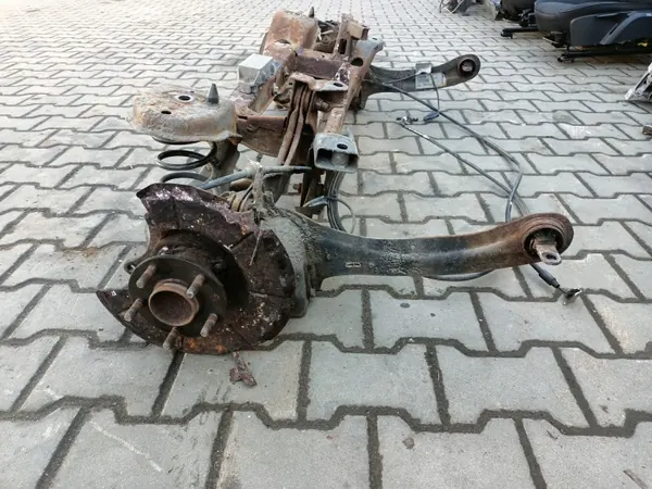 Achterasbalk OEM BELKA TYŁ OŚ ZAWIESZENIA VOLVO V50 image 6