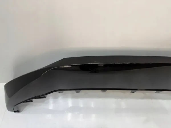 Audi Q8 Voorbumper Spoiler OEM 4M8807733D image 4