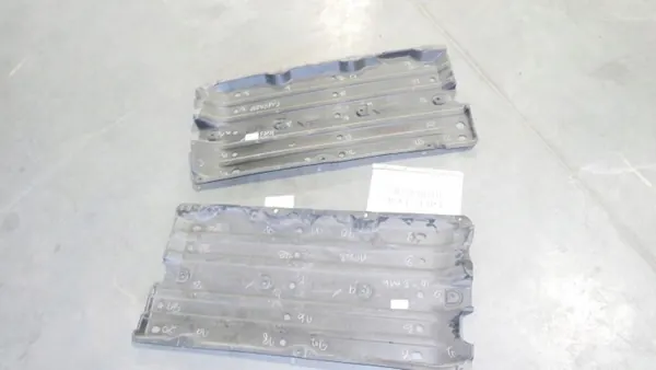 Alustasuojus OEM 5370B171 Vasen Oikea Mitsubishi image 2