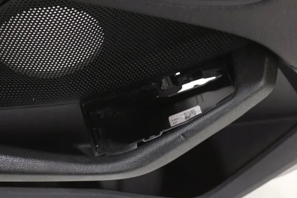 BMW 1 F40 voorportier links bekleding OEM 5781559 image 3