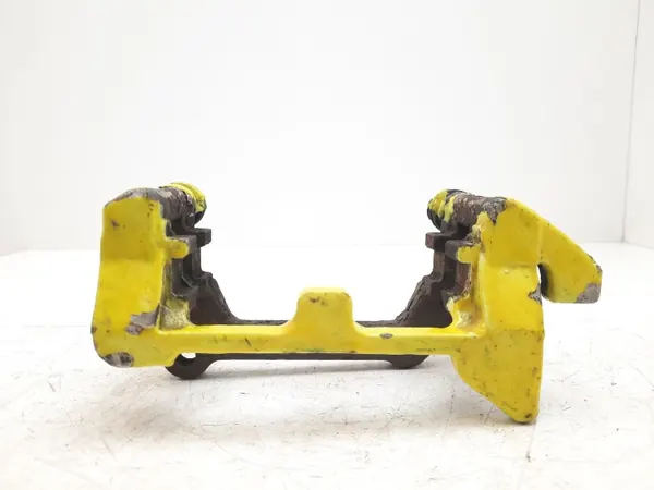 OEM MAM29778 Taka Puristuskiinnike Audi A5:lle image 2