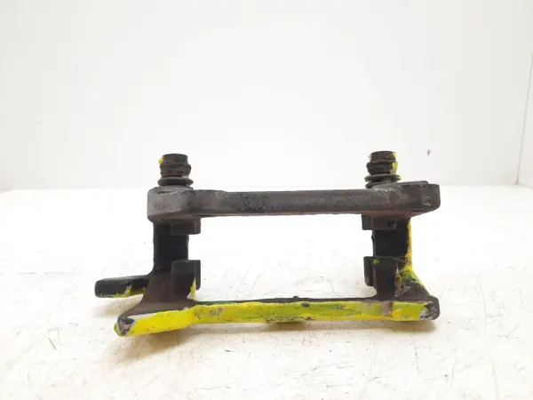 OEM MAM29778 Taka Puristuskiinnike Audi A5:lle image 3