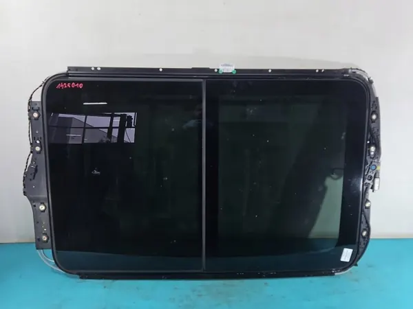 Techo Panorámico Audi Q5 OEM 8R0877041A Usado image 2
