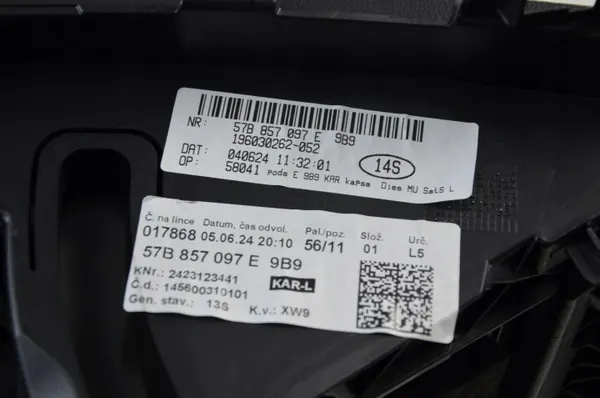 Käytetty hansikaslokero OEM 57B857097E Skoda Karoq image 4
