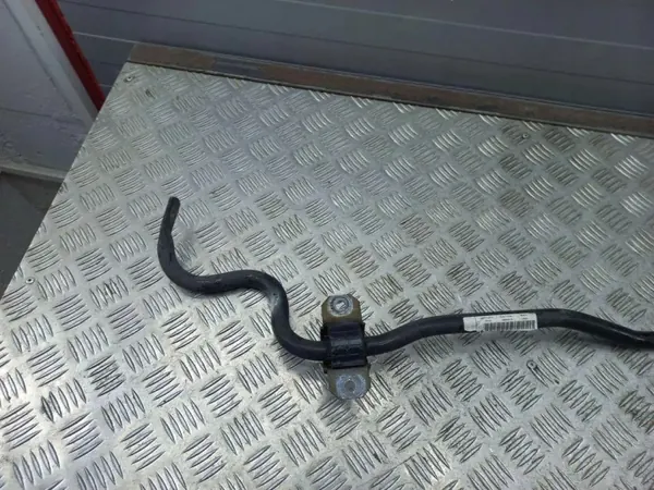 Audi A4 RS4 B9 achteras stabilisator OEM 8W0511305AJ image 3