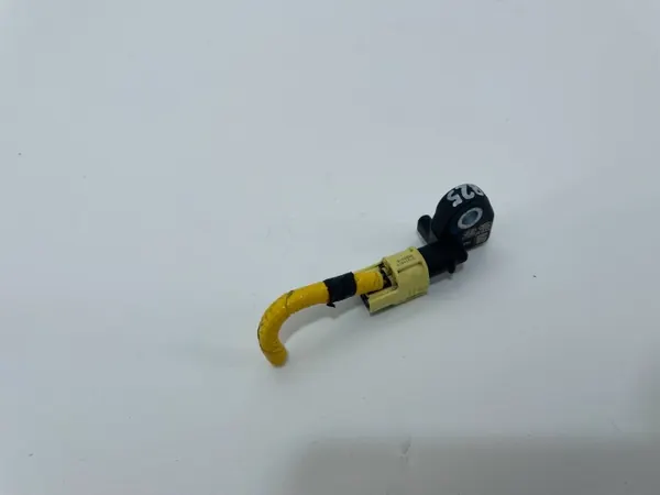 Krockgivare Hyundai Kona I OEM 95920-K4000 image 3