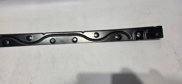 OEM 850422928R Achterzitriem Versteviging Dacia image 5