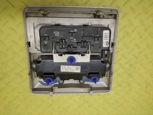 Lampe d'habitacle Land Rover Discovery III OEM XDE600192 image 3