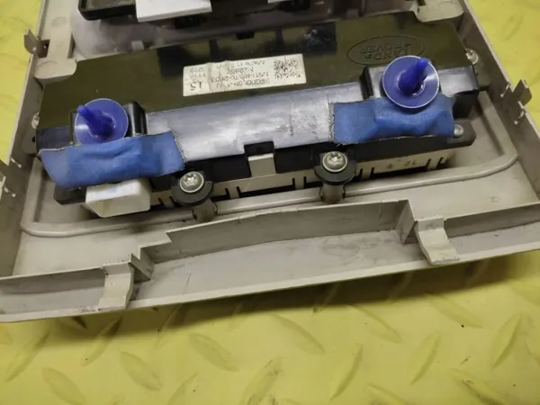 Lampe d'habitacle Land Rover Discovery III OEM XDE600192 image 6