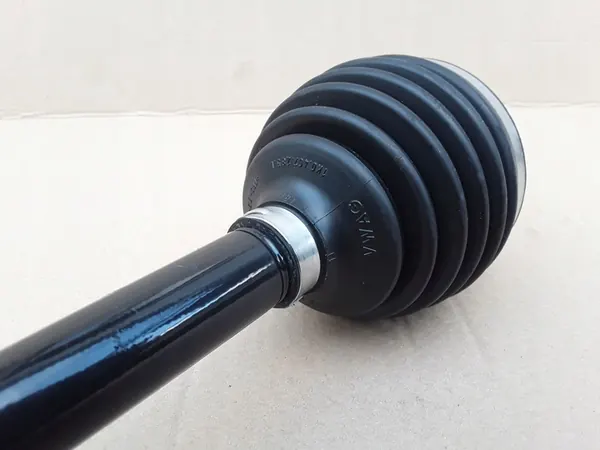 Vänster drivaxel VW Golf VII 1.4 TSI 2017 5Q0407271A image 3