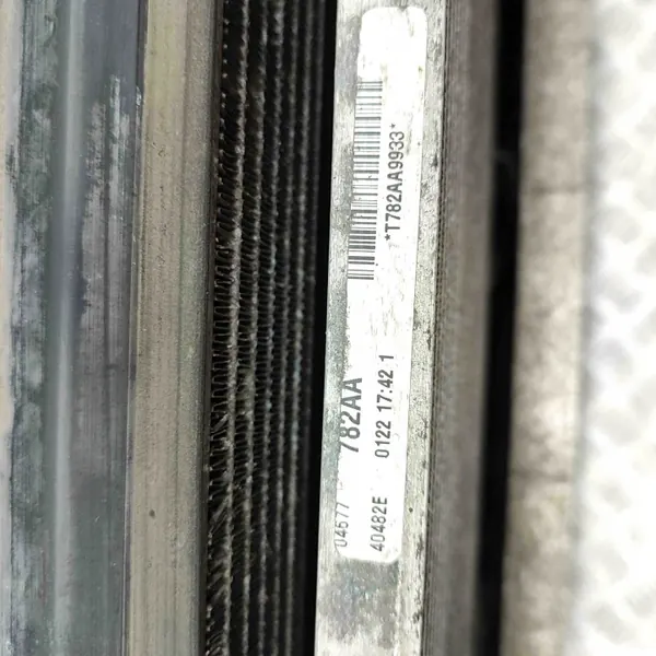 Kühlteil OEM 04677782AA für Chrysler gebraucht image 5