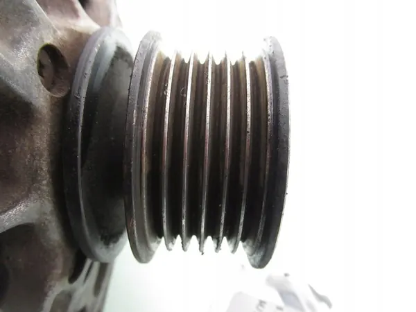 Vaihtovirtageneraattori Skoda Felicia 1.6 image 2