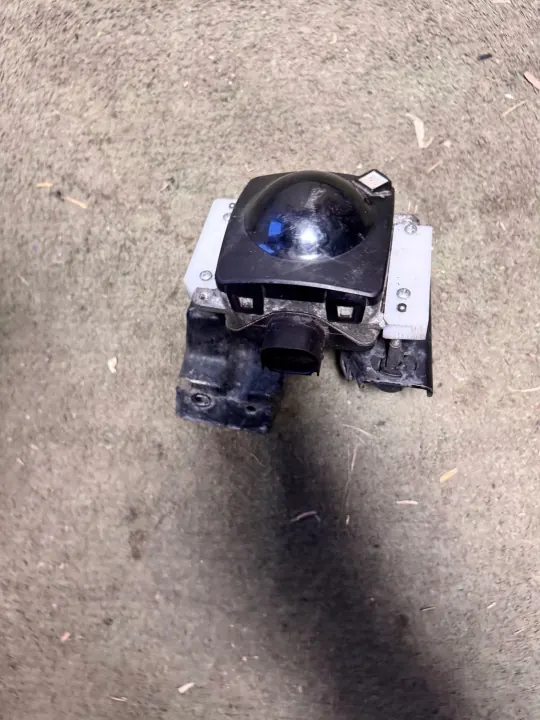 Audi Q5 8R Radar ACC -anturin Kiinnike OEM 8R0907561 image 3