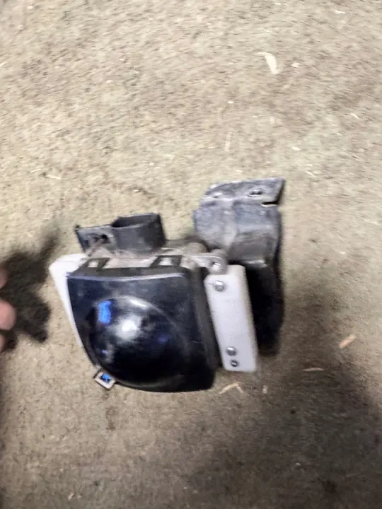 Audi Q5 8R Radar ACC -anturin Kiinnike OEM 8R0907561 image 6