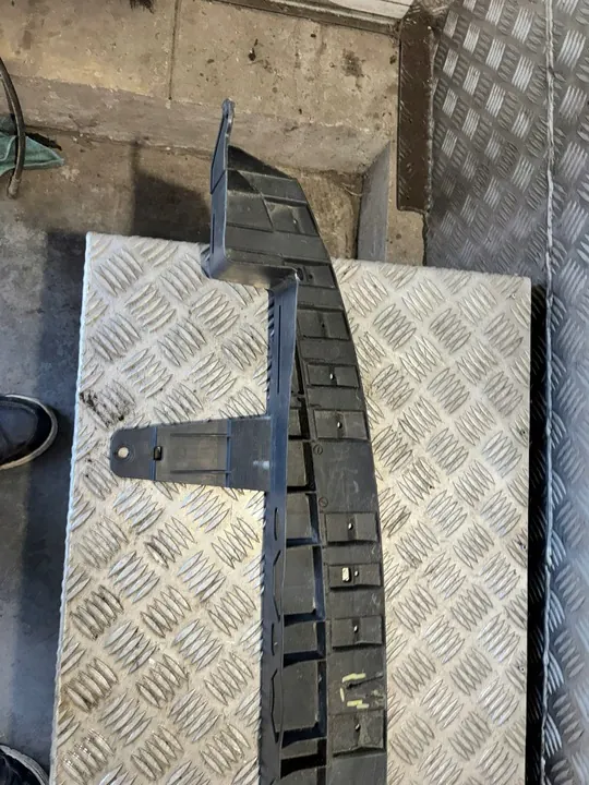 Etupuskuri Iskunvaimennin Ibiza IV 6J0807929B image 4