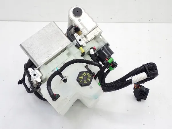 Pompe à chaleur climatisation Tesla Model Y OEM image 1