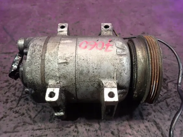 Compressore AC VW Passat B5 96-00 1.8 8D0260805M image 3