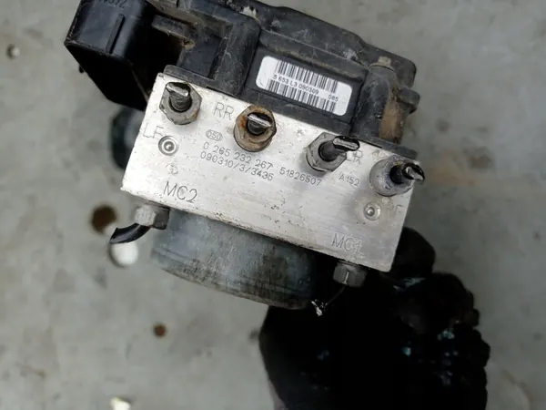 ABS-pomp Fiat Grande Punto 1.4 16V image 3