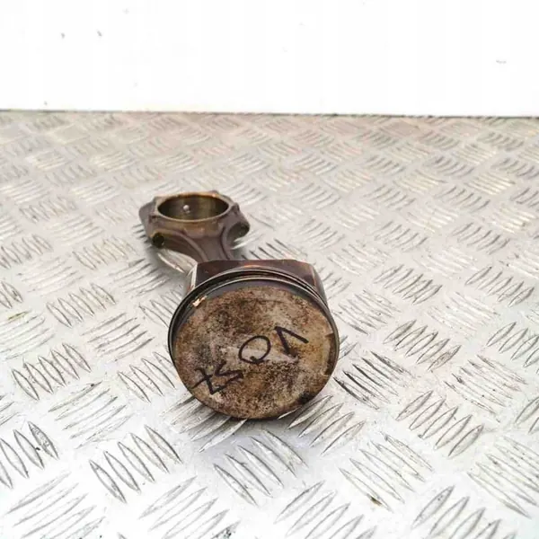 VW PASSAT VARIANT B5 Kolv 1.8L 110kw 2003 06A198401 image 2