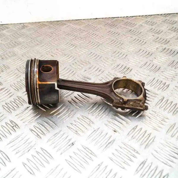 VW PASSAT VARIANT B5 Kolv 1.8L 110kw 2003 06A198401 image 3